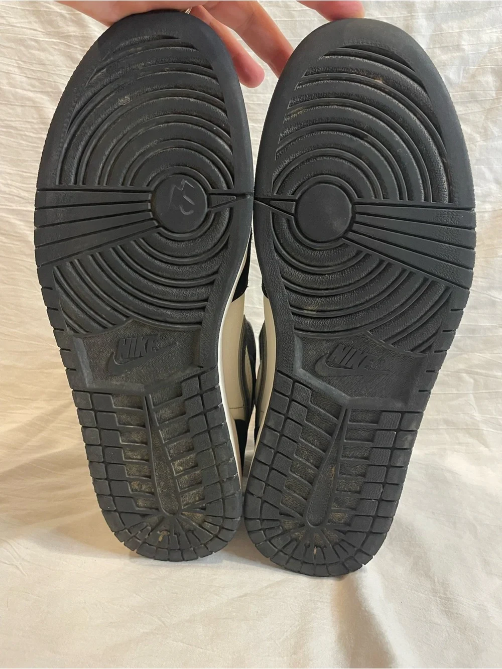 Nike Air Jordan 1 Mid Grey Fog Satin Toe Men’s Size 12 Sneakers 852542-011